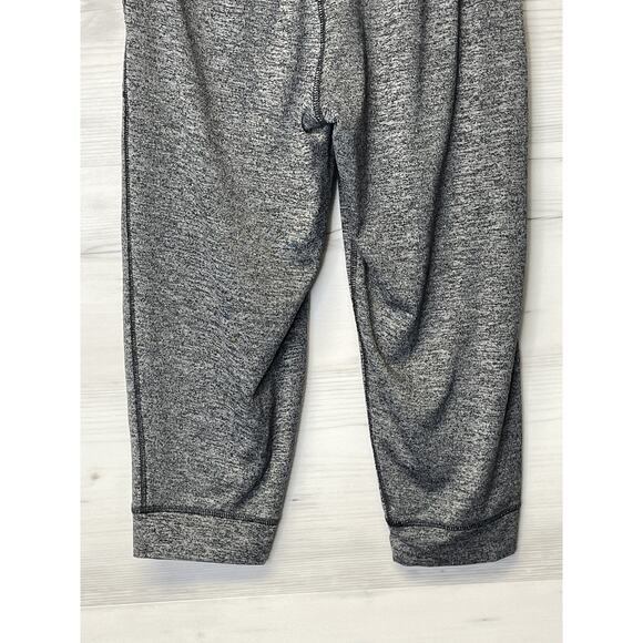 Under Armour Pants Womens XS Gray HeatGear Loose Fit Capri Sweatpants - Picture 15 of 15